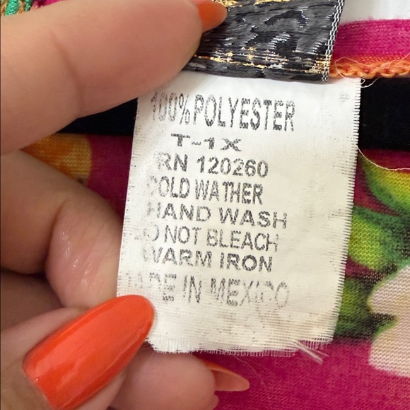 Cleek pink floral strappy sleeveless colorful blouse size 1X - Picture 6 of 6